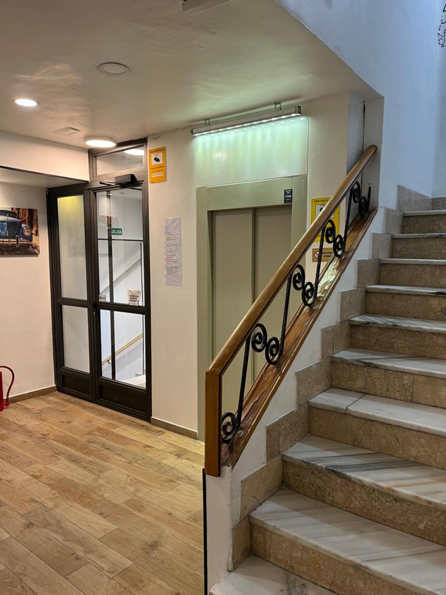 马德里 拉斯维加斯旅馆酒店 外观 照片
