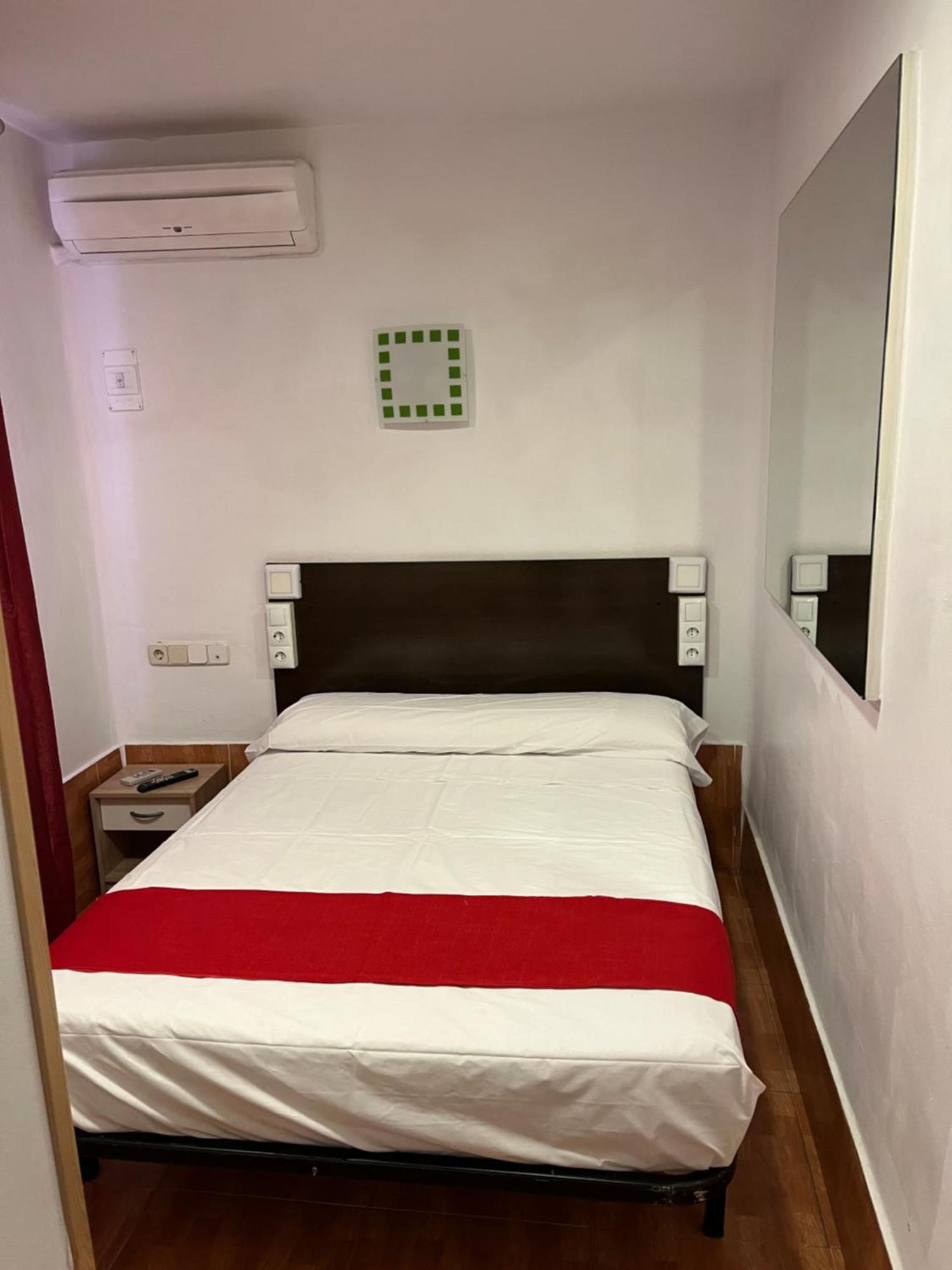 马德里 拉斯维加斯旅馆酒店 外观 照片
